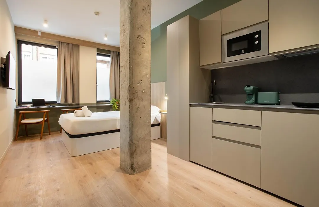 Ola Living Chamartín Studios-1